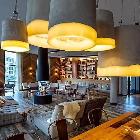 Urban 4*
