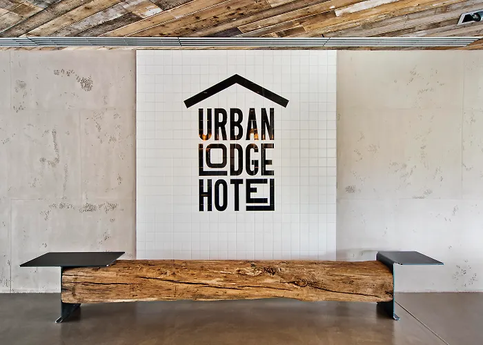 Urban Hotel