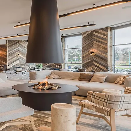 Urban 4*