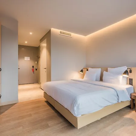 Urban Hotel 4*