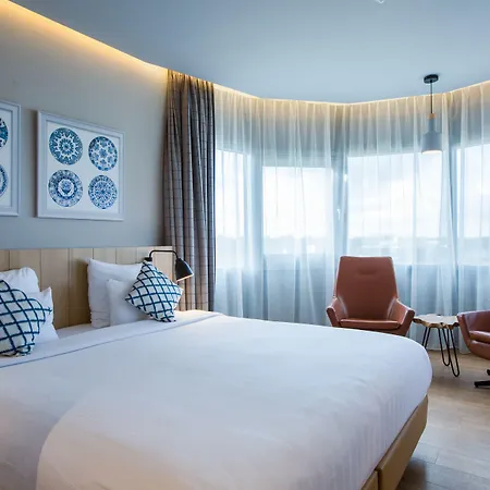 Hotel Urban 4*