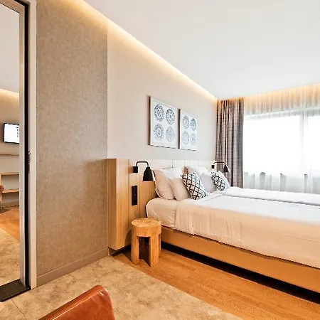 Urban Отель 4*