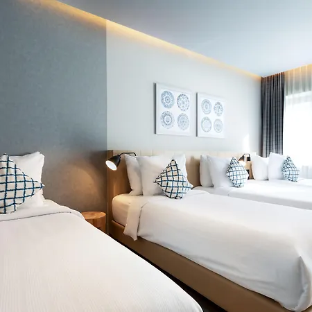 Hotel Urban 4*